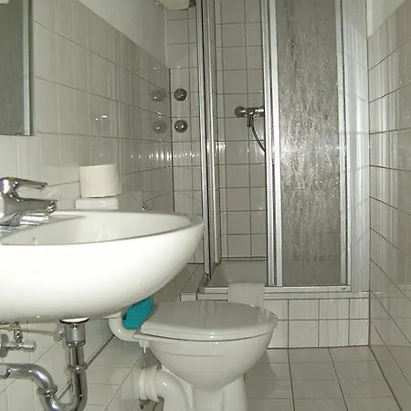Отель Europa Hotel Duesseldorf 2*